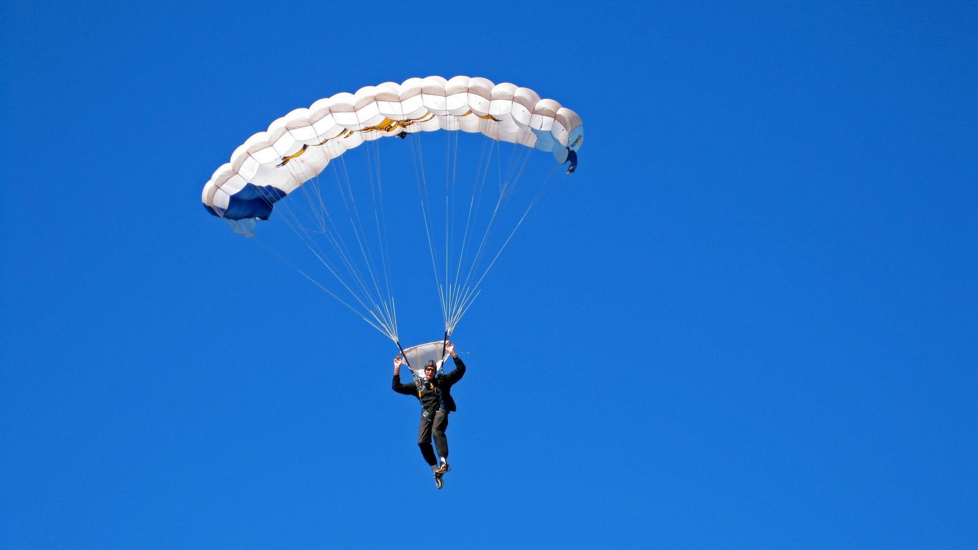 联盟规则变化是否应更多征求球员意见，nba联盟规定